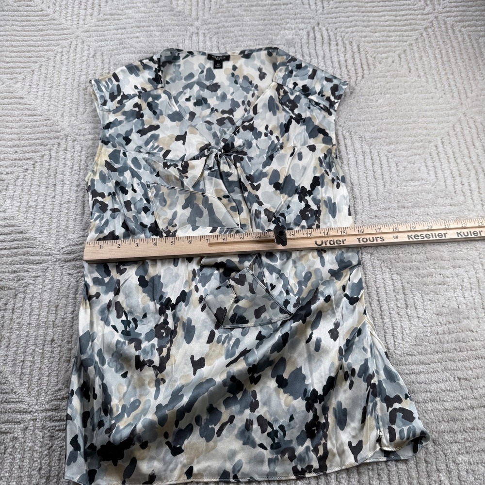 Ann Taylor Silk Blouse Women's 10 Grey Tan Abstract Animal Print Tie Neck Shell - Picture 5 of 10